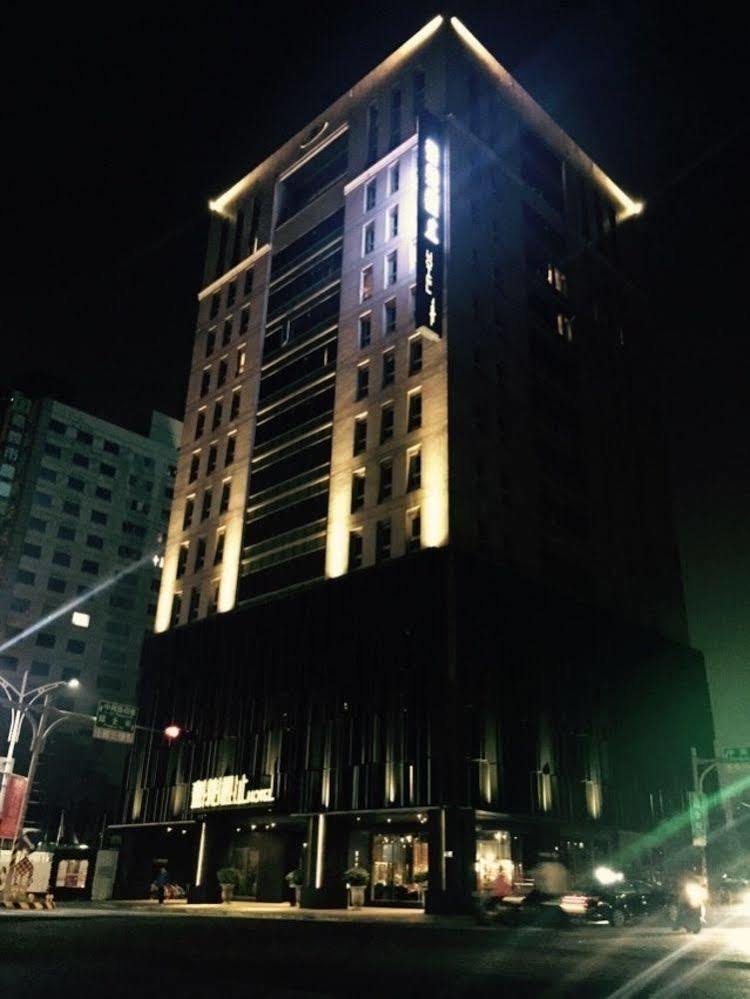 Chiayi Guanzhi Hotel Екстериор снимка